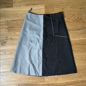 Chic Two-Tone A-Line Midi Skirt